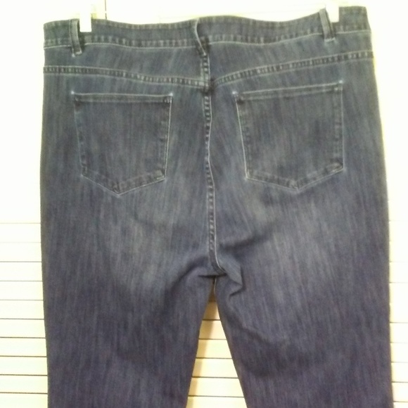 Soft Surroundings Straight Leg 5 Pocket Pull On Jeans - Picture 5 of 8